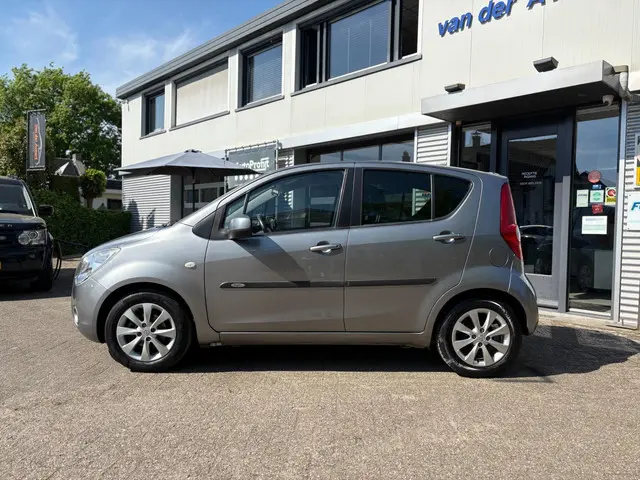 Opel Agila 1.0 Berlin 2014 Benzine 9