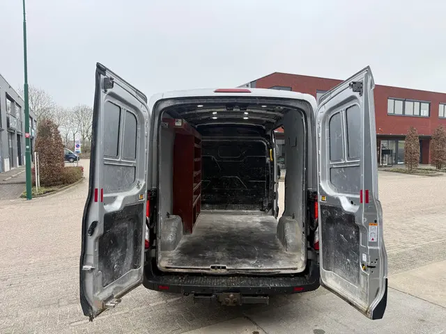 Ford Transit 350 2.0 TDCI L2H2 Trend 2018 Diesel 5