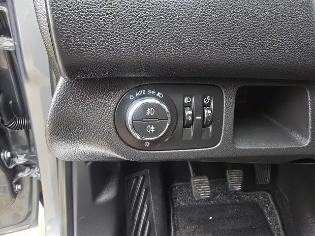 Opel Meriva 1.4 Turbo 2015 Benzine 17