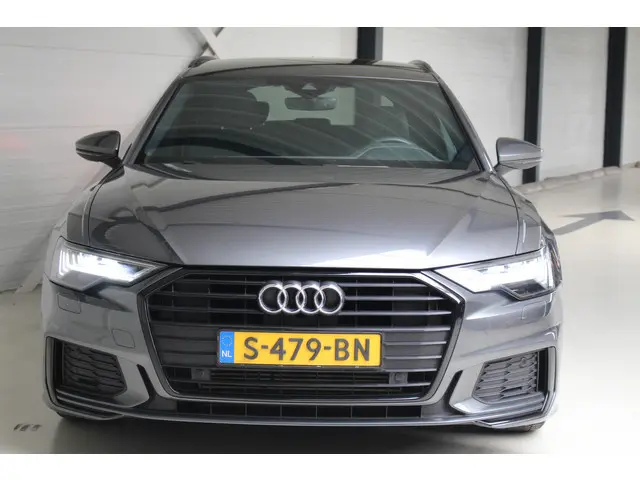Audi A6 Avant 40 TFSI S-Line Competition 2023 Benzine 9