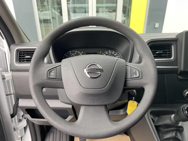 Nissan Interstar 2.3 dCi L2H2 N-Connecta 2024 Diesel 3