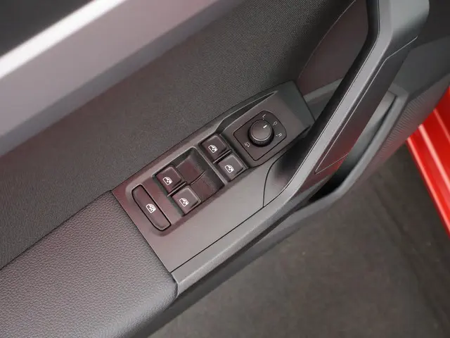 SEAT Ibiza 1.0 TSI 95PK FR Business Intense 2020 Benzine 30