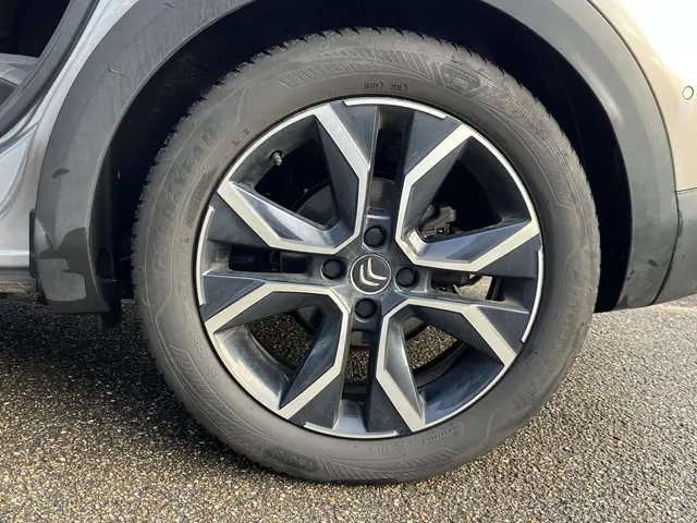 Citroën ë-C4 Shine 50 kWh 2022 Elektrisch 13