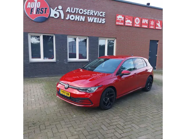 Volkswagen Golf 1.5 TSI Life Business 2022 Benzine 9