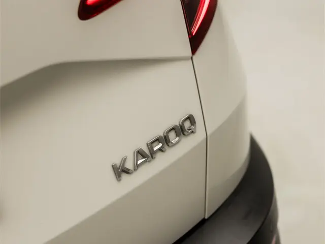 Škoda Karoq 1.0 TSI Black&White 2018 Benzine 27