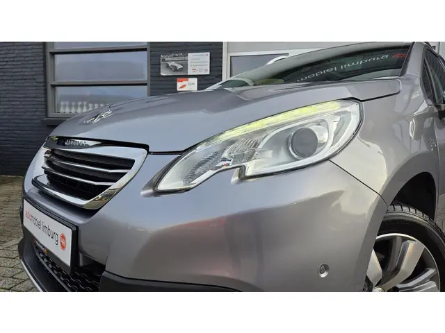 Peugeot 2008 1.2 PureTech Allure 2016 Benzine 2