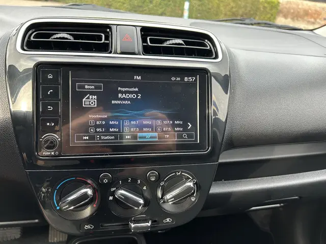 Mitsubishi Space Star 1.2 Active 2021 Benzine 22