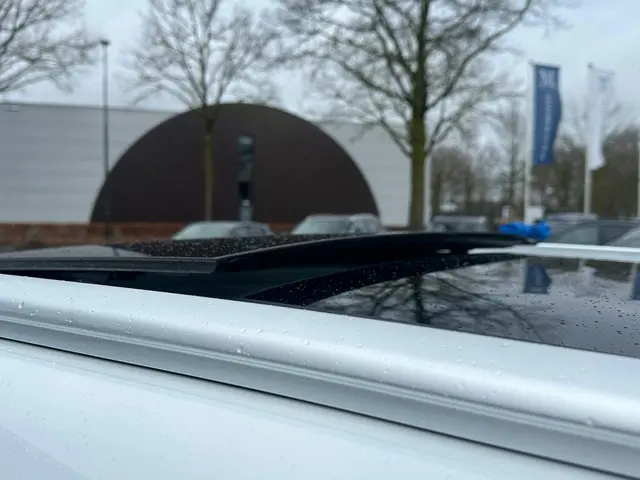 MG EHS 1.5 TGDI Luxury 2023 Hybride Benzine 27