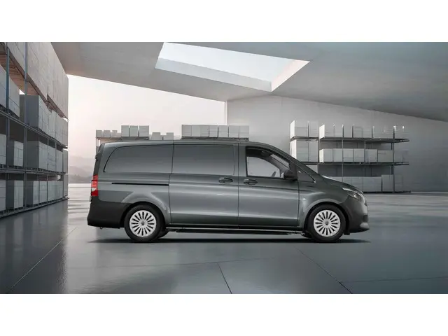 Mercedes-Benz eVito 112 L2 60 kWh 2026 Elektrisch 7