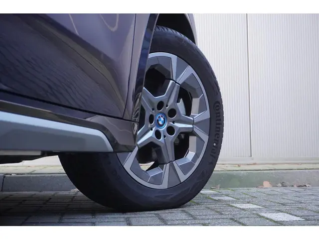 BMW iX1 eDrive20 2026 Elektrisch 24