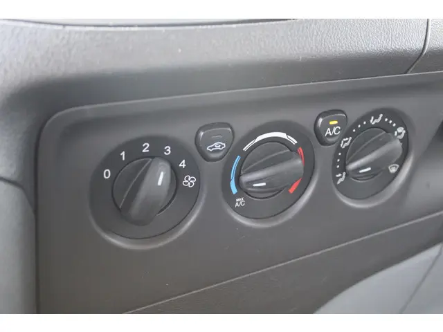 Ford Transit Custom 290 2.2 TDCI L1H1 Sport 2016 Diesel 20
