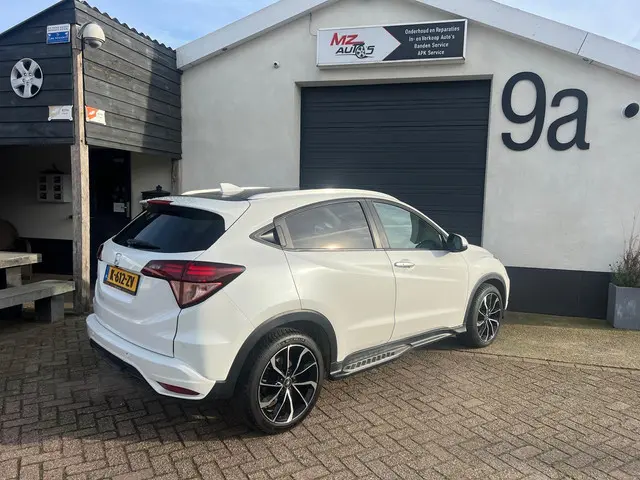 Honda HR-V 1.5 i-VTEC Executive 2015 Benzine 4