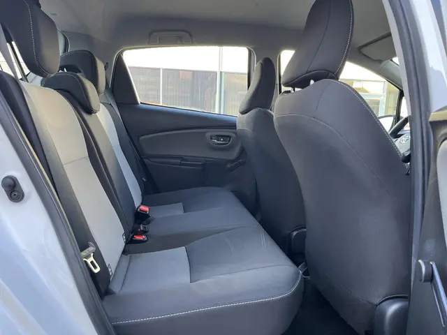 Toyota Yaris 1.5 Hybrid Active 2019 Hybride Benzine 21