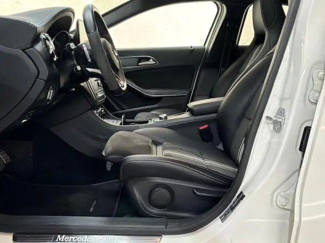 Mercedes-Benz A-Klasse 180 Sport Edition 2017 Benzine 15