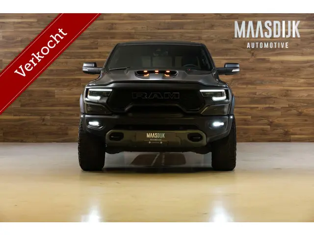 Dodge Ram 1500 2