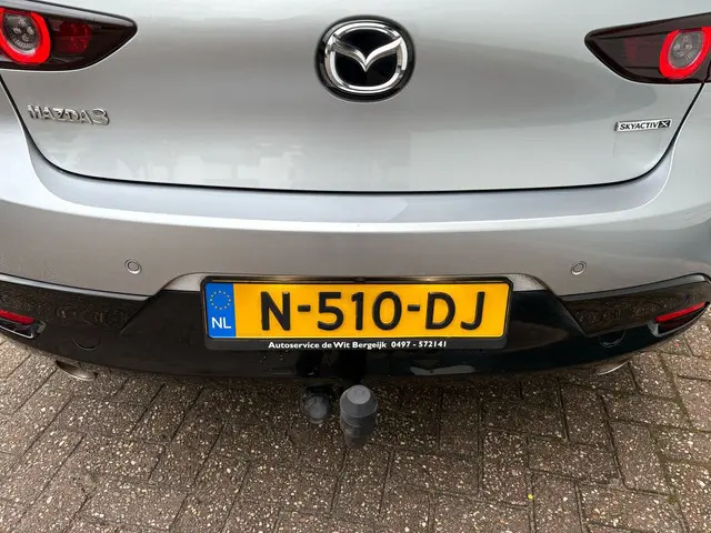 Mazda 3 2.0 e-SkyActiv-X M Hybrid 180 Luxury 2020 Benzine 5