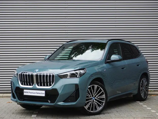 BMW X1 xDrive25e 2025 Hybride Benzine 40