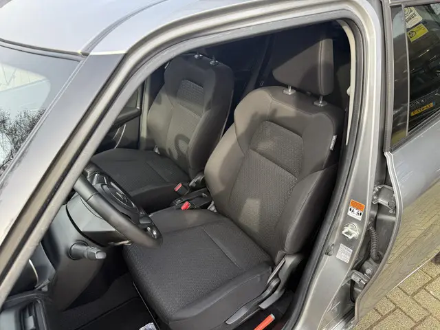 Suzuki Swift 1.2 Automaat Navi Camera 2019 Benzine 9