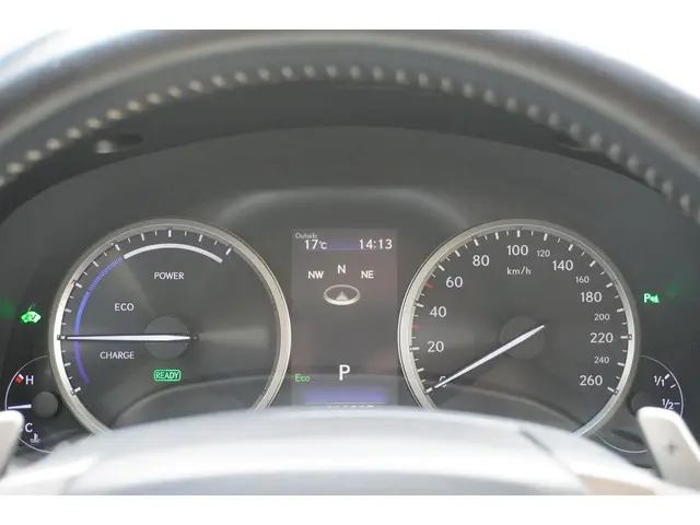 Lexus NX 300h AWD 2018 Hybride Benzine 22