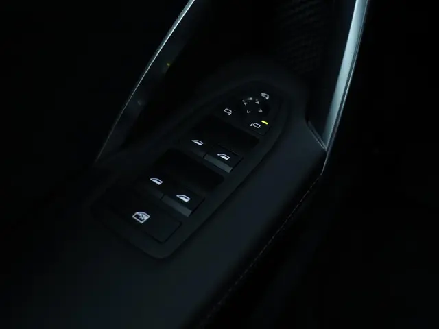 BMW iX1 eDrive20 2025 Elektrisch 28