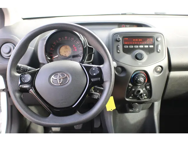 Toyota Aygo 1.0 VVT-i x-fun 2022 Benzine 13