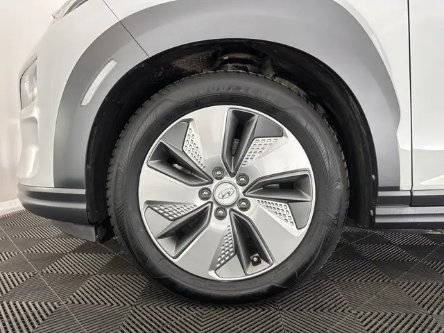 Hyundai Kona EV Premium 64 kWh 2019 Elektrisch 27