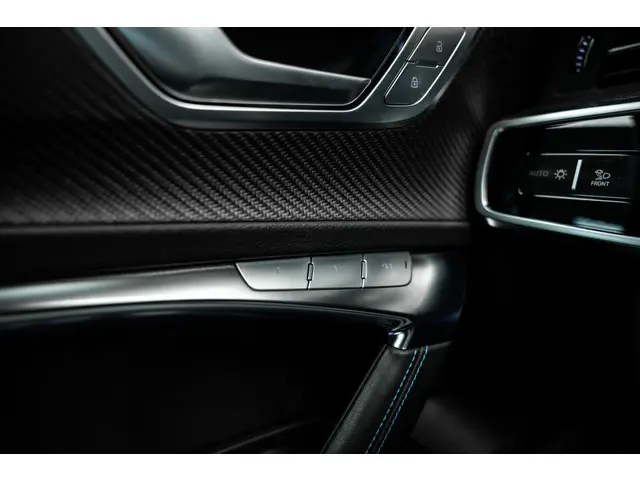 Audi RS6 Avant TFSI quattro 2020 Benzine 23