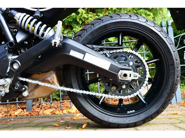 Ducati Scrambler 800 ICON ABS 2019 Benzine 15