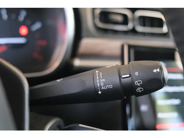 Citroën C3 PT 110 Shine Automaat 2020 Benzine 13
