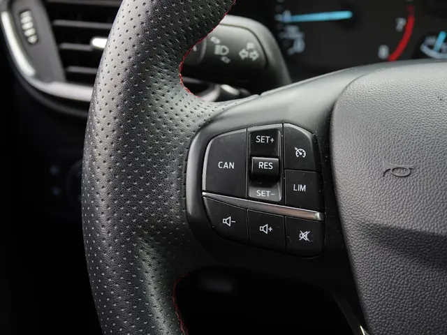 Ford Fiesta 1.0 EcoBoost 100PK ST-Line 2019 Benzine 23