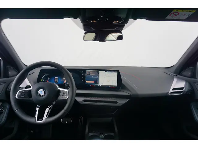 BMW 1 Serie 5-deurs 120 2025 Benzine 11