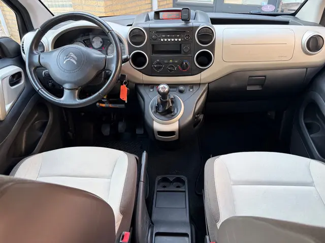 Citroën Berlingo 1.6 VTi Attraction 2014 Benzine 10