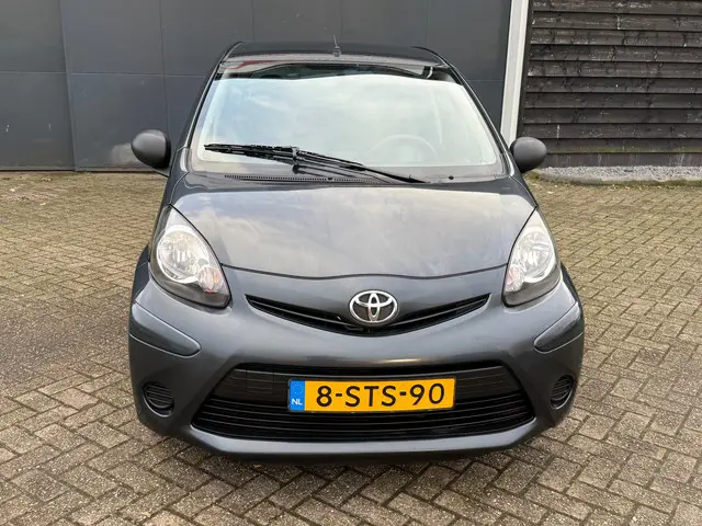 Toyota Aygo 1.0 VVT-i Now 2014 Benzine 5