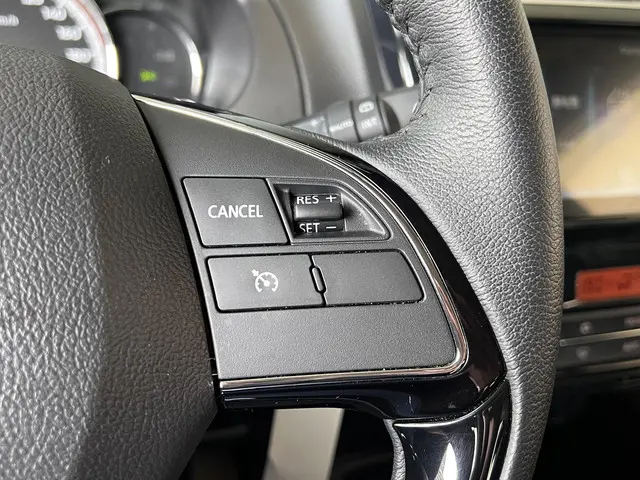 Mitsubishi Space Star 1.2 Dynamic 2023 Benzine 11