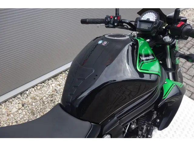 Kawasaki ER6-N ABS 2016 Benzine 13