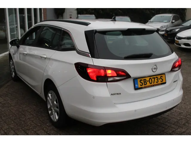Opel Astra Sports Tourer 1.4 Business+ 2018 Benzine 23