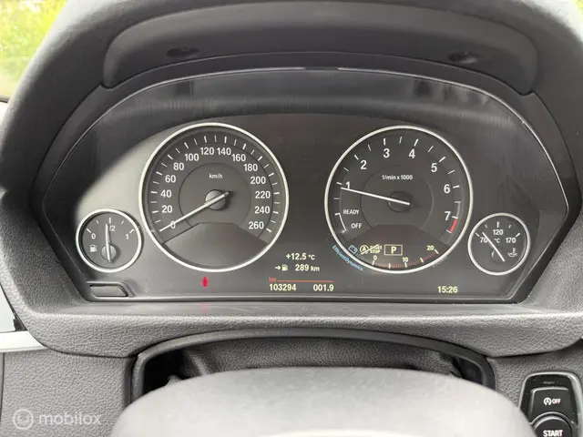 BMW 3 Serie 318i Luxury Edition 2019 2019 Benzine 3