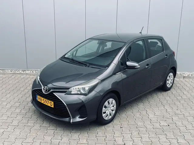 Toyota Yaris 1.0 VVT-i Style, ecc, navi, camera 2015 Benzine 6