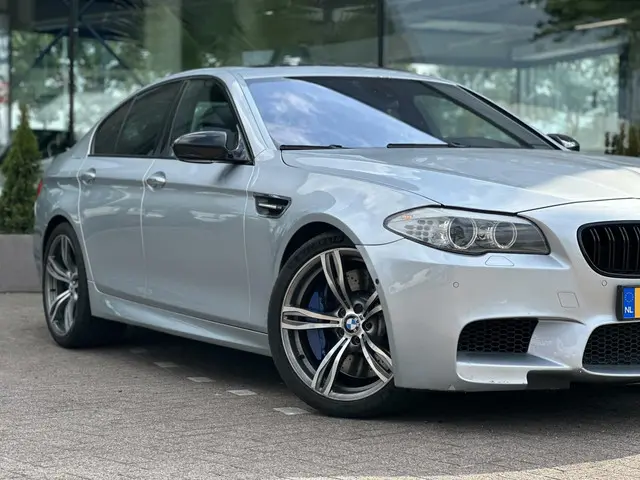 BMW M5 5-serie 2012 Benzine 8