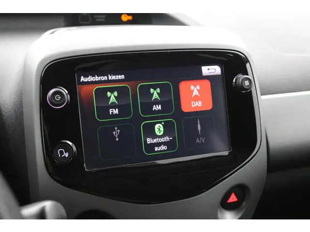Toyota Aygo 1.0 VVT-i x-joy 2020 Benzine 8