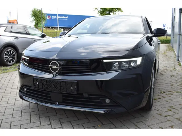 Opel Astra 1.2 Turbo Business Edition 2025 Benzine 6