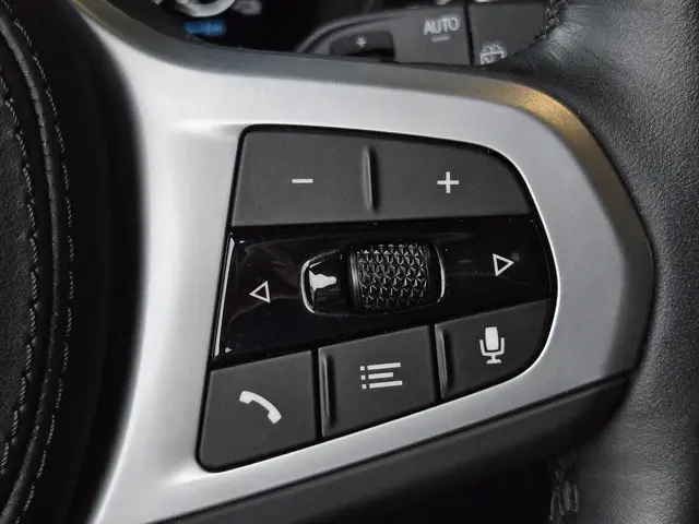 BMW X3 xDrive30e LCI 2022 Hybride Benzine 23