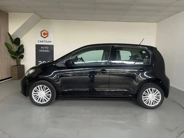 Volkswagen up! 1.0 BMT high up! Airco, LMV 2017 Benzine 5