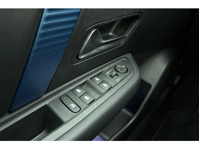 Citroën ë-C4 Feel 50 kWh 2022 Elektrisch 17