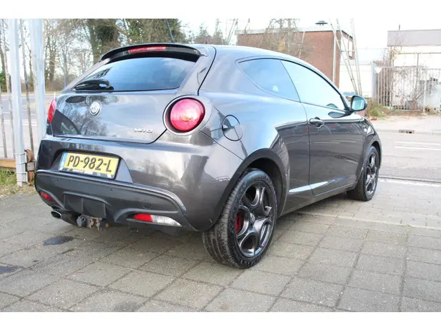 Alfa Romeo MiTo 0.9 TwinAir ECO Super 2017 Benzine 4