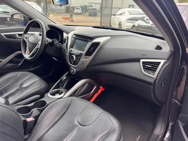 Hyundai Veloster 1.6 GDI i-Catcher 2012 Benzine 11