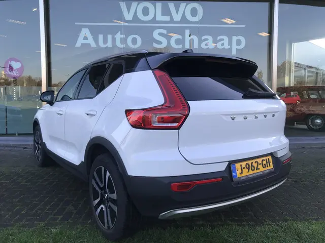 Volvo XC40 1.5 T3 Business Pro Automaat 2020 Benzine 3