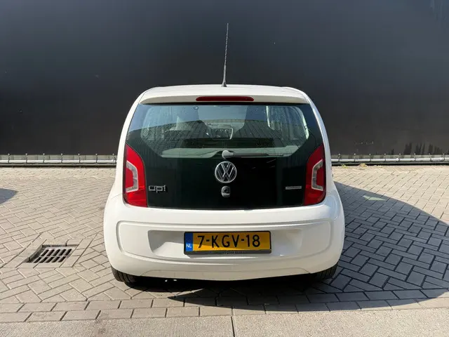 Volkswagen up! 1.0 take up! BlueMotion 2013 Benzine 5