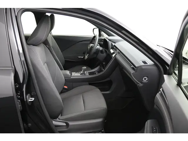 Lexus LBX 2WD 2024 Hybride Benzine 21