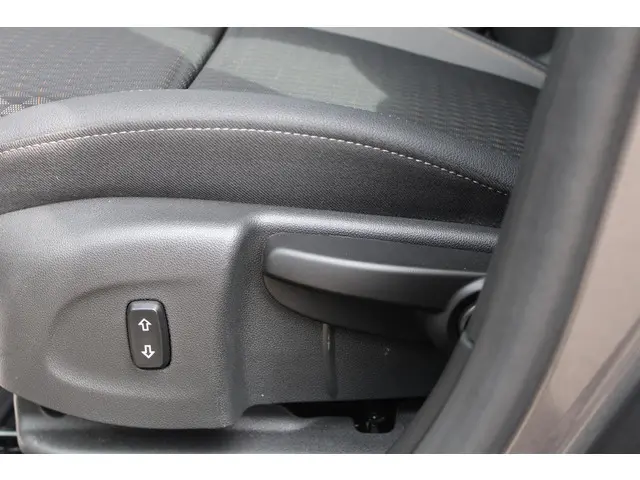 Opel Crossland X 1.2 Turbo 2020 Benzine 12